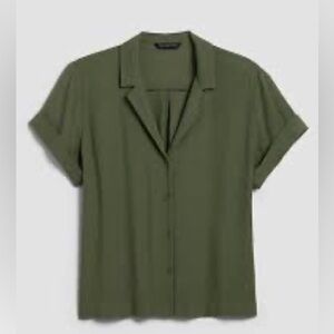 Banana Republic Green Resort Shirt